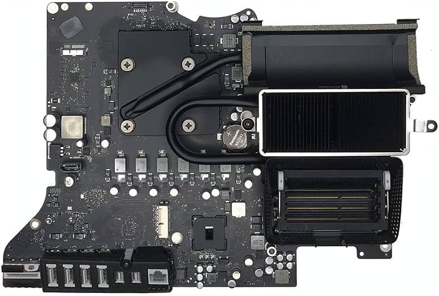 Logicboard einer Apple Arbeitsstation zur Chip-Level-Reparatur