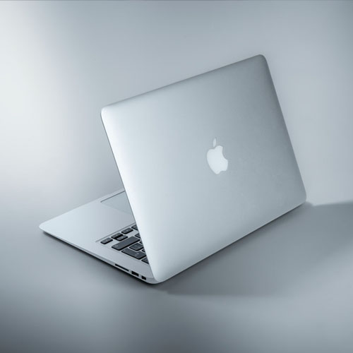 macbook white